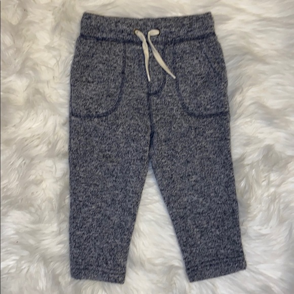 GAP baby boy joggers - 18-24 months - Picture 2 of 4
